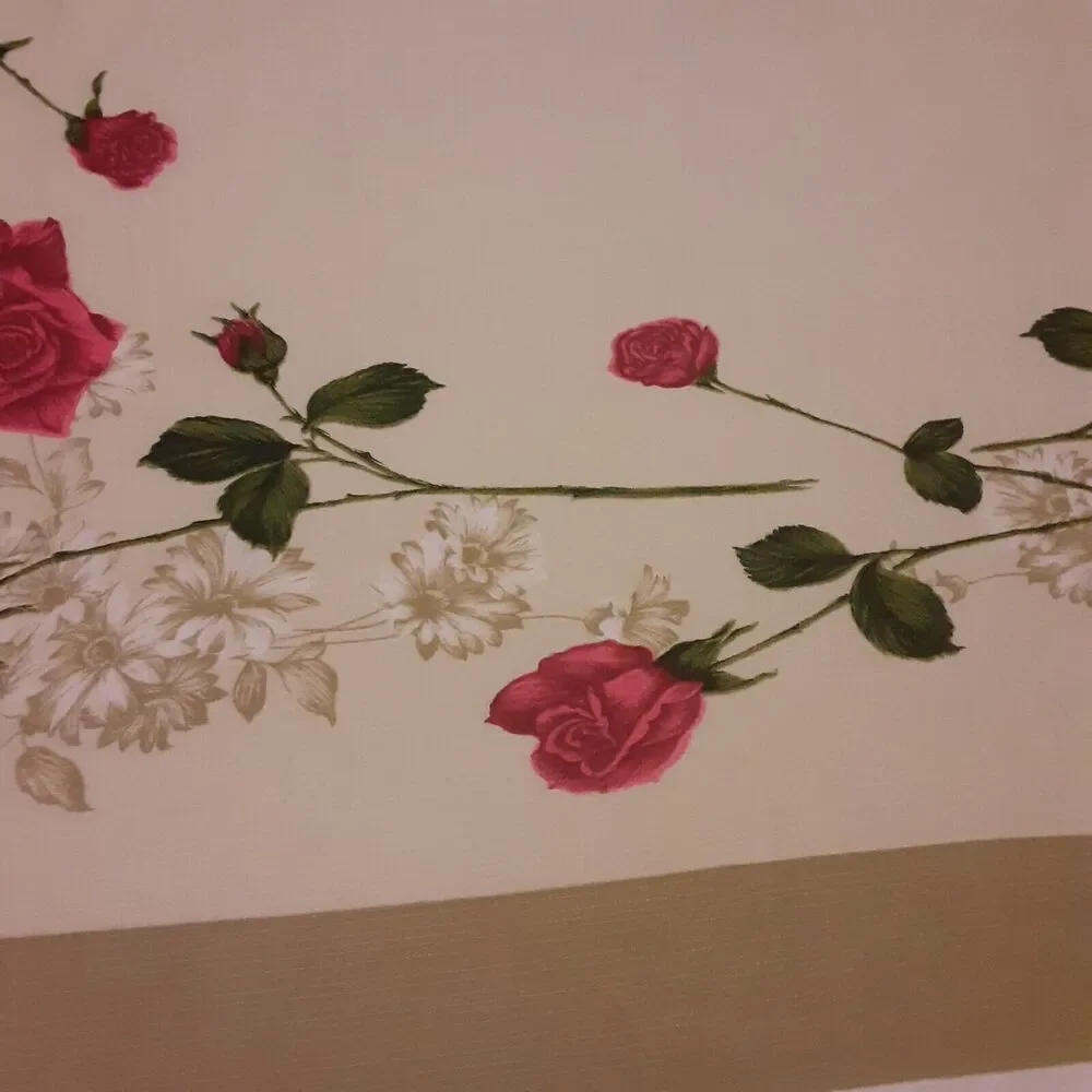 Vintage Rose Tablecloth Fine Quality 50x57 Romantic Versatile NOTE